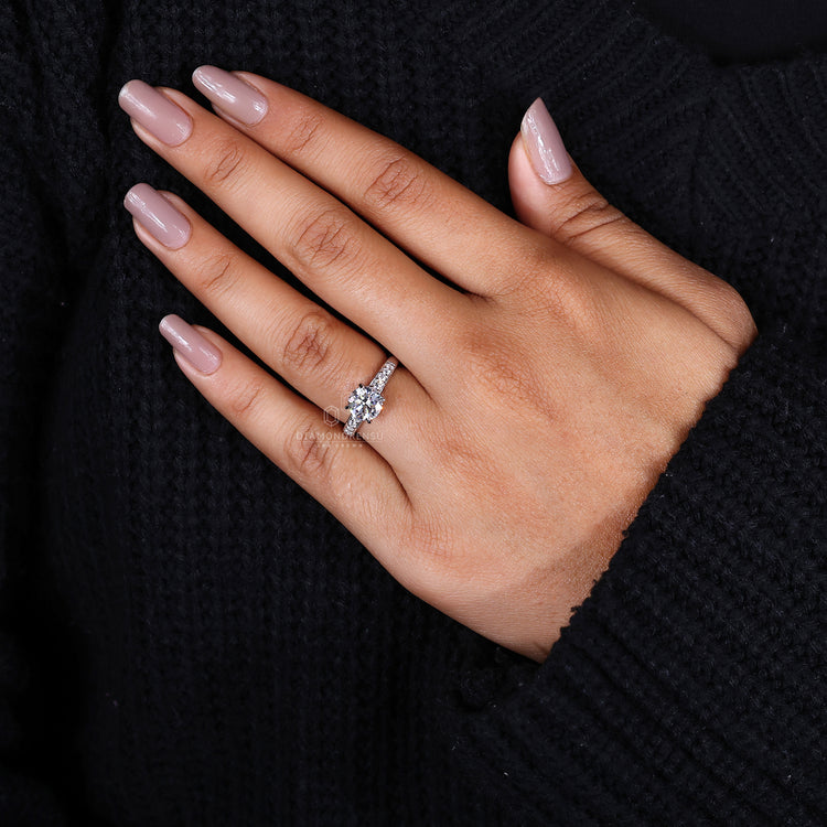 Buy engagement ring featuring round diamond ring.
