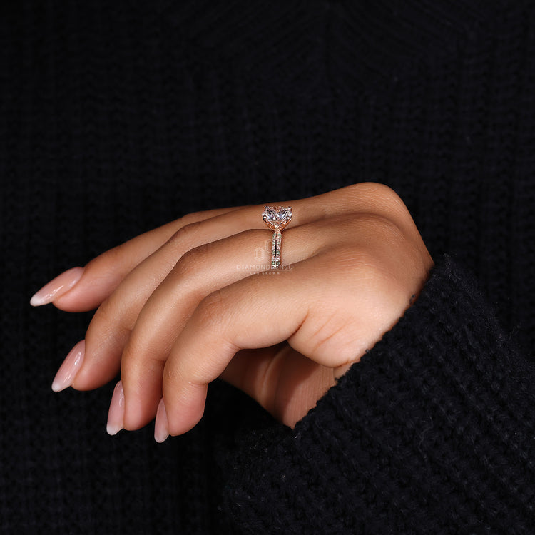 Knife edge pave setting ring in pave diamond ring design
