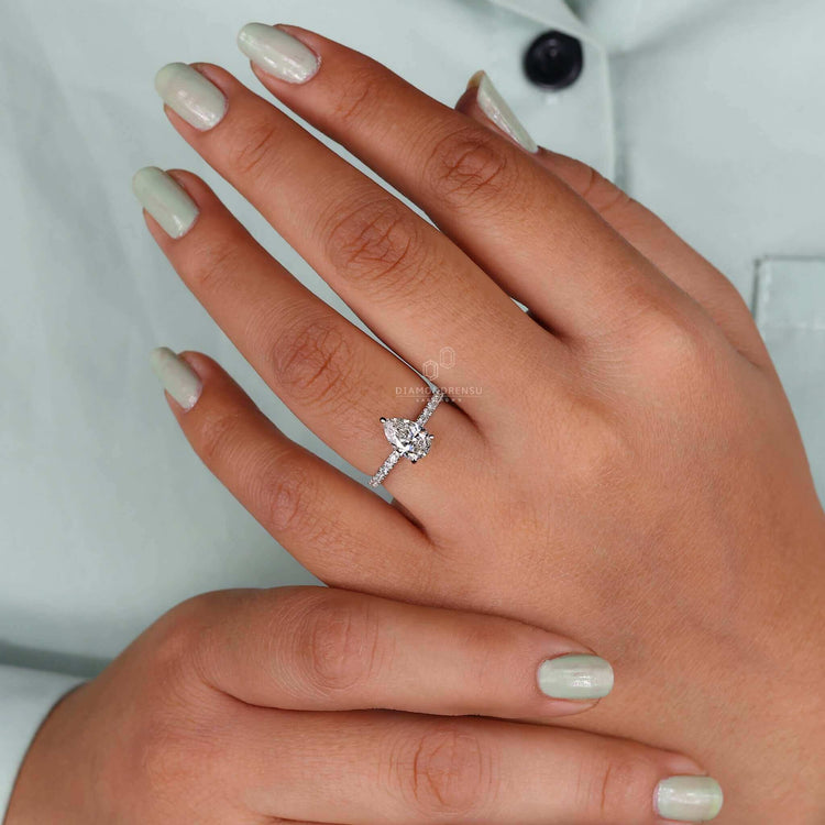 Stunning pear ring halo showcasing brilliant craftsmanship.