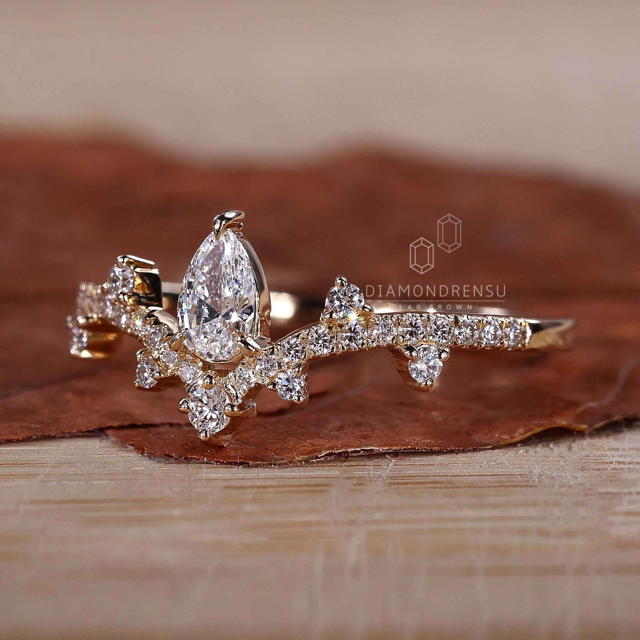 diamond engagement ring