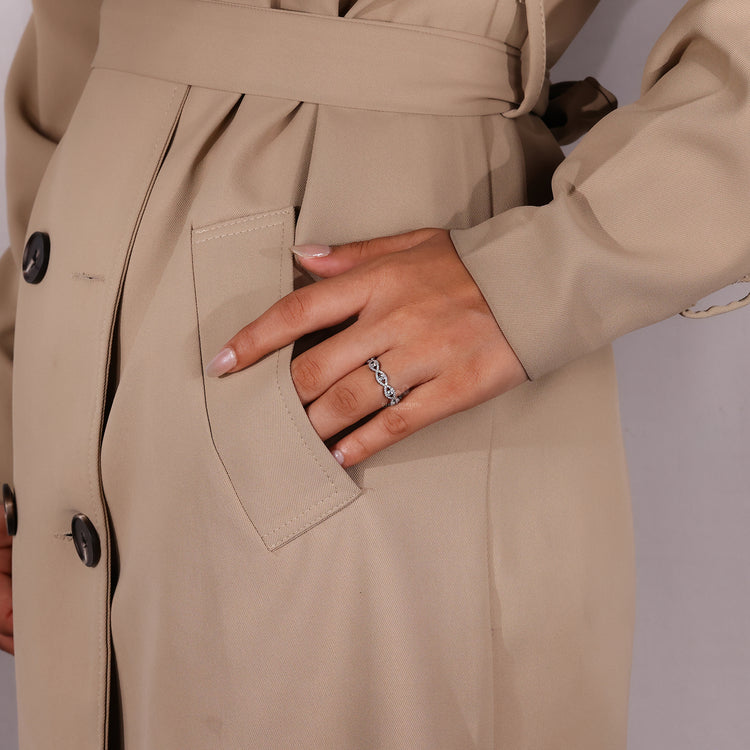 UK wedding band featuring a twisted white gold look.
