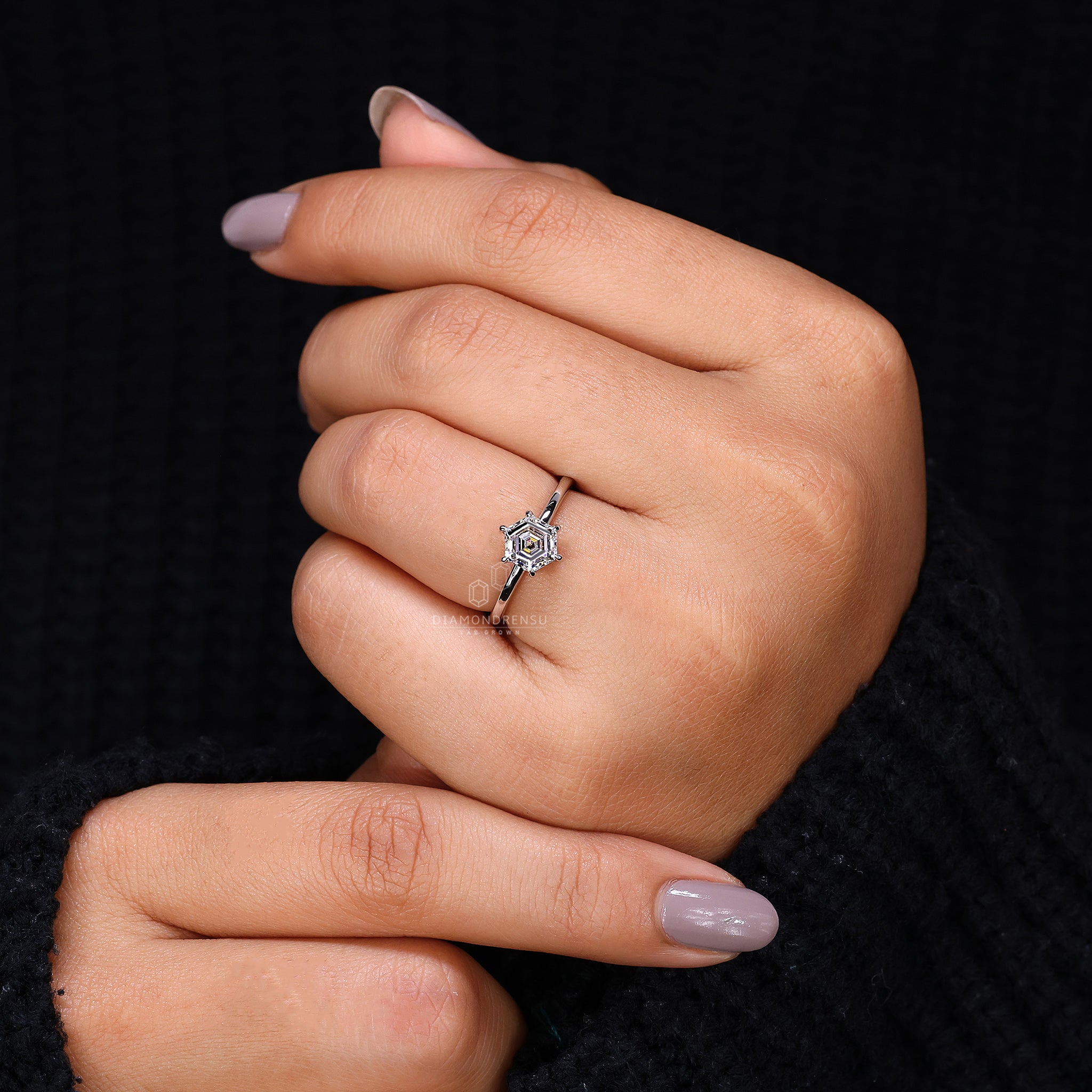 Handmade by Diamondrensu UK for extra care.
