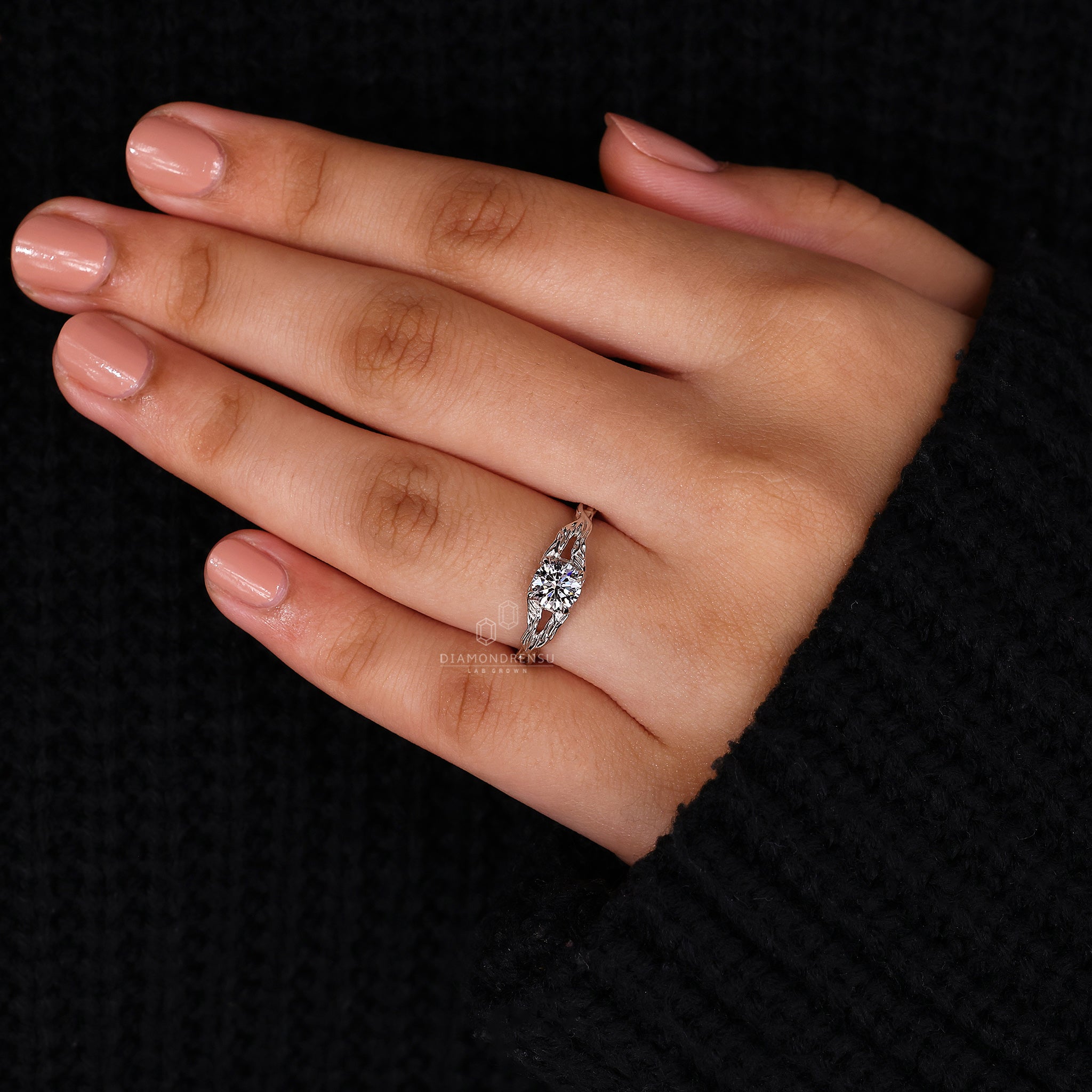 Round diamond ring in 4 prong ring style
