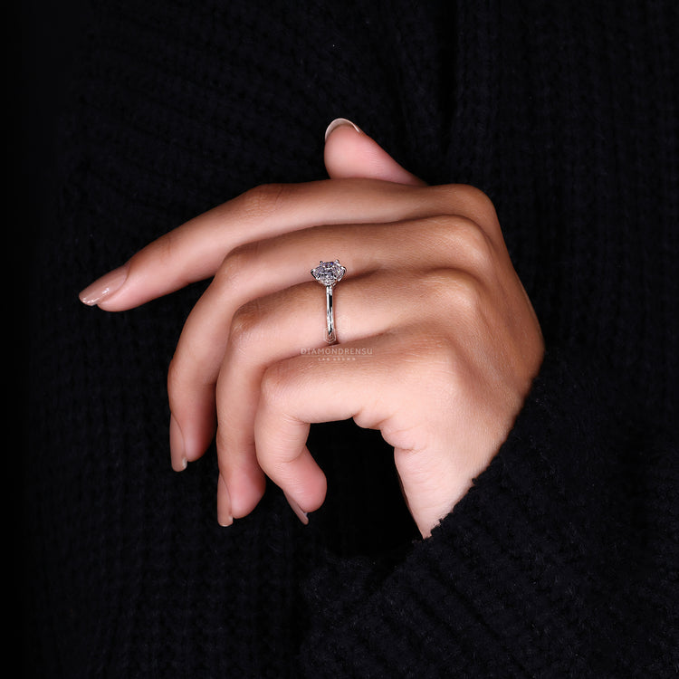 Hexagon solitaire ring with IGI certified lab grown diamond.
