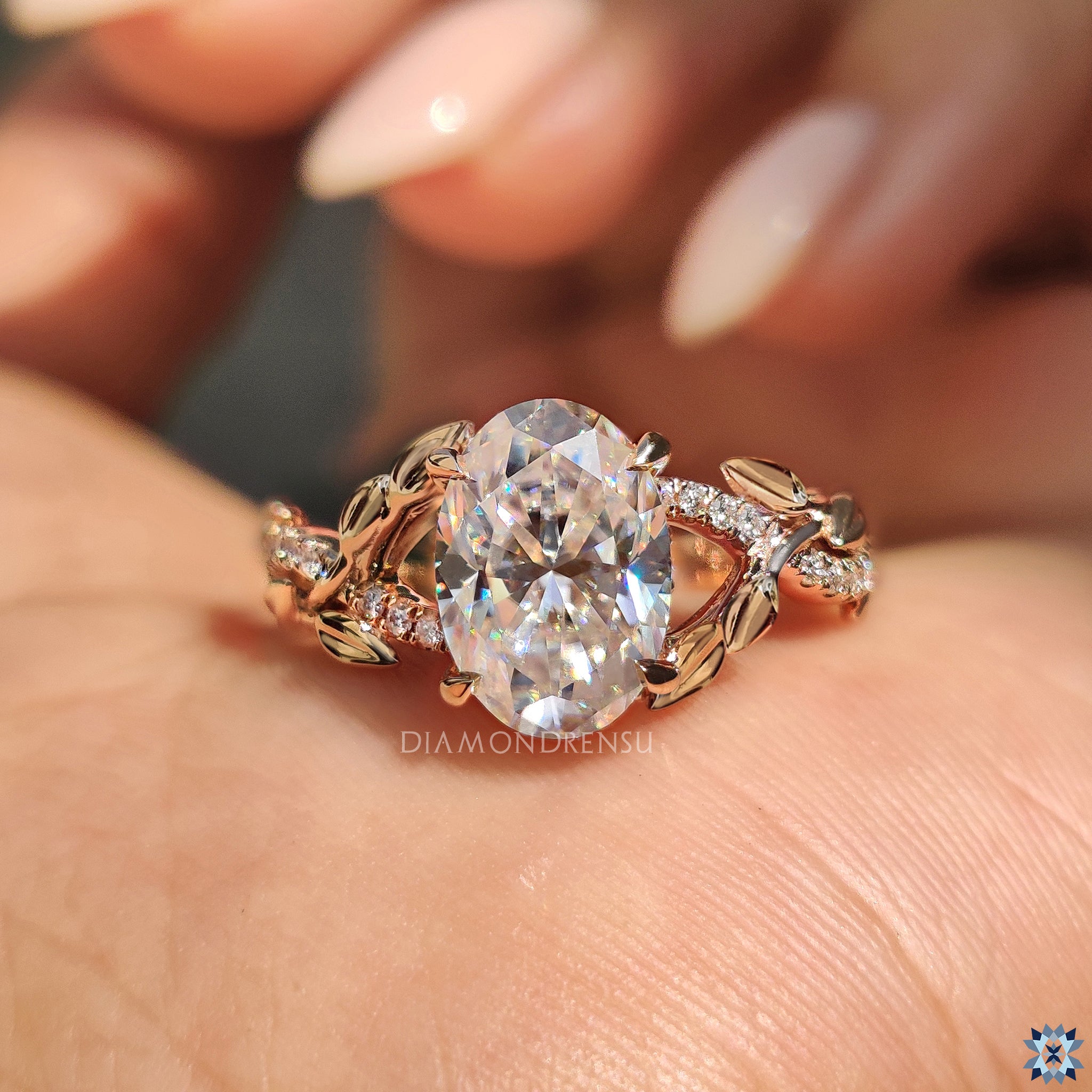 Twisted pave setting ring with 4 claw prong ring
