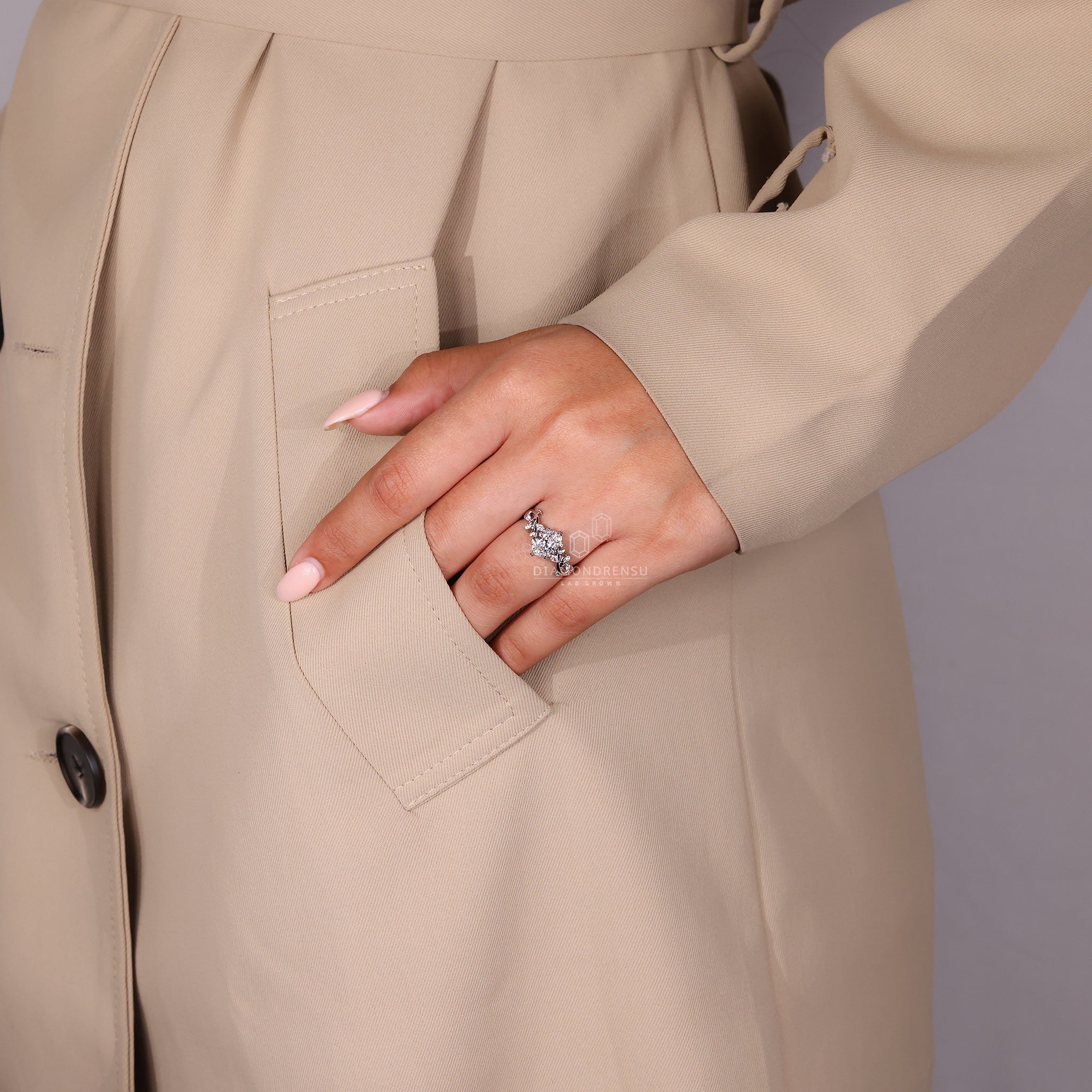 Oval Diamond Ring set using 6 claw prong ring setting.