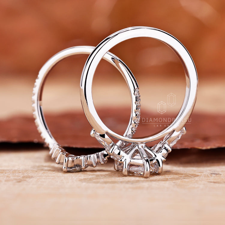 Custom bridal set with IGI certified lab grown diamond.
