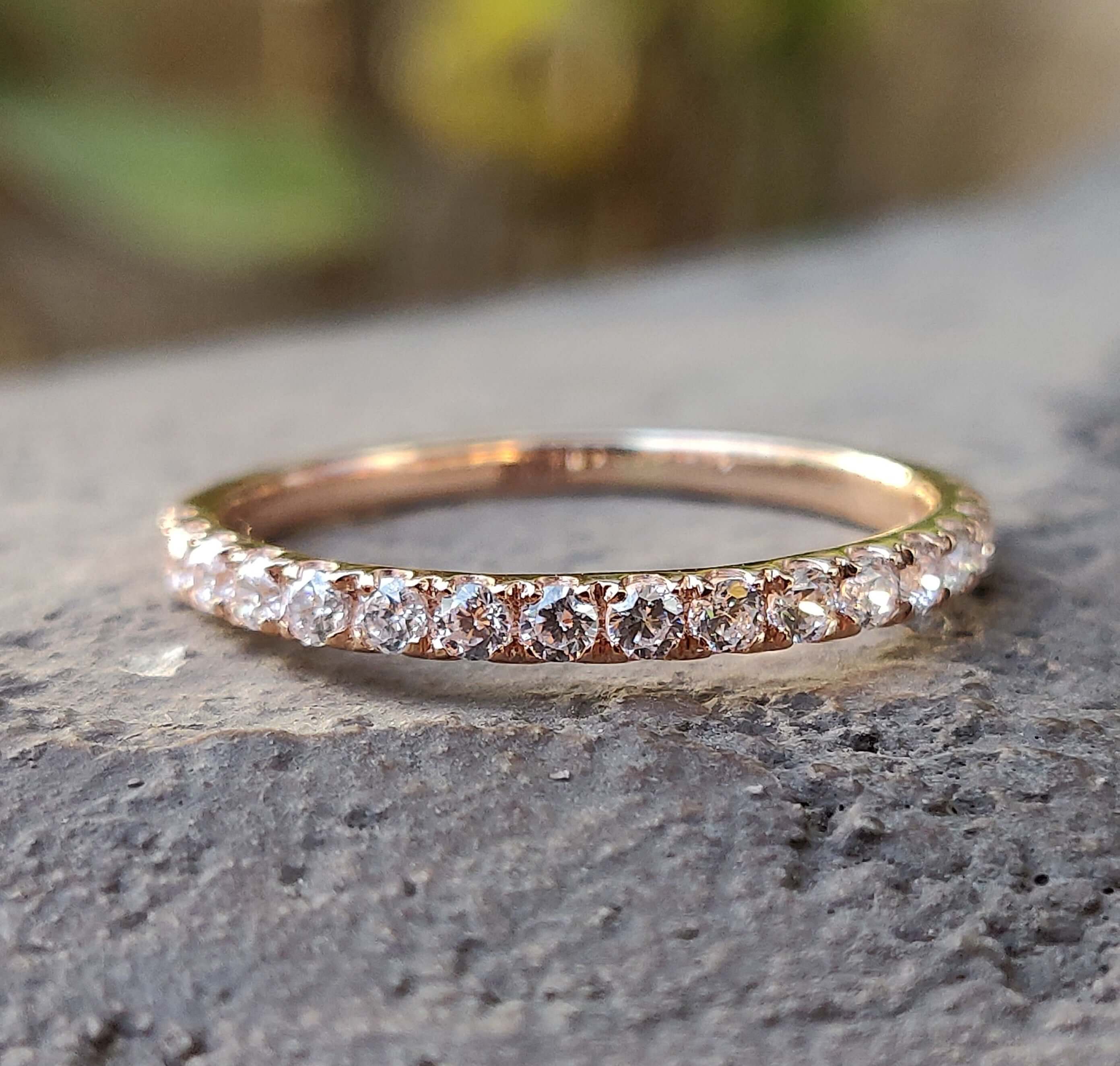 round cut moissanite band - diamondrensu