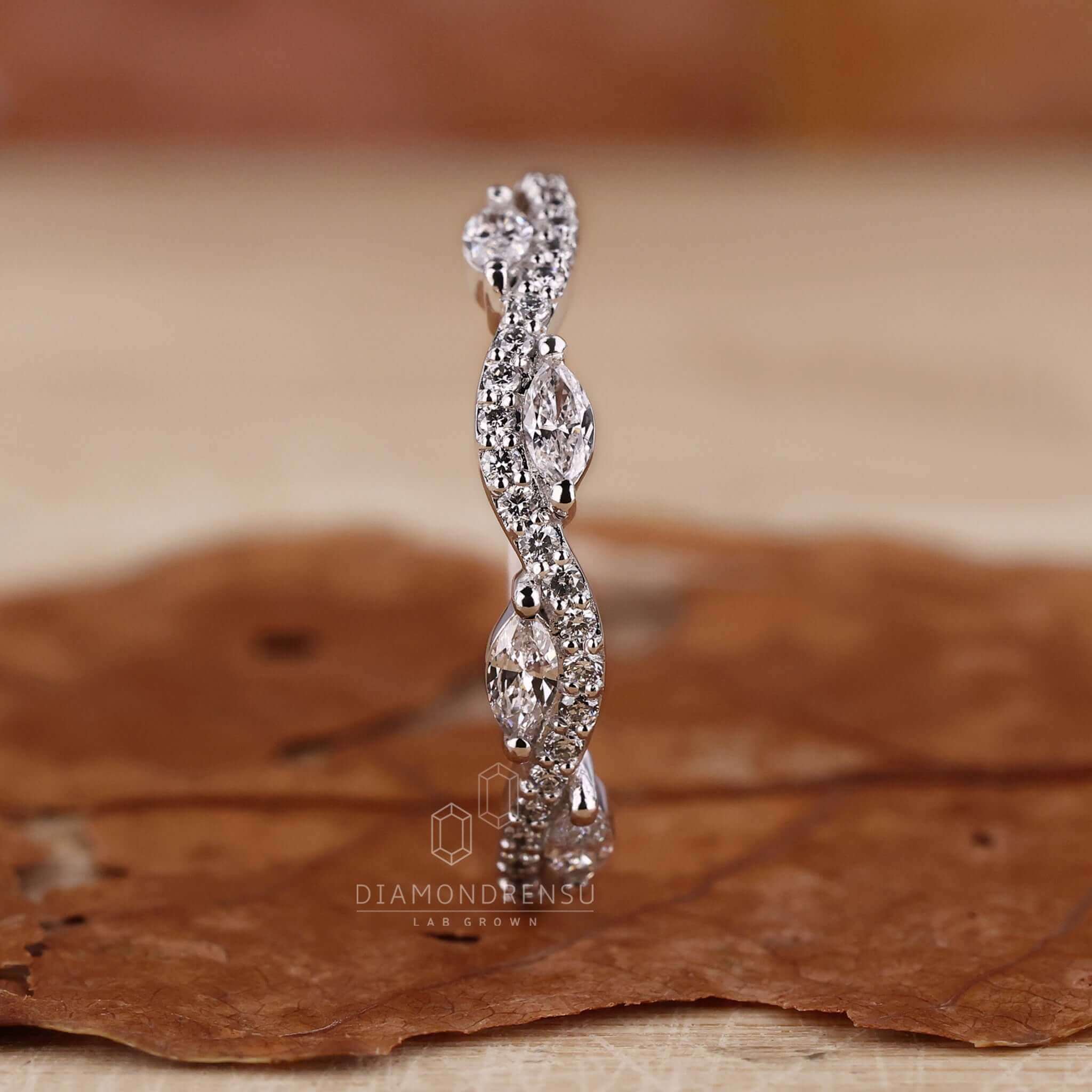 diamond wedding band