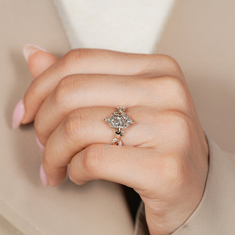 IGI certified Dutch marquise diamond ring with hidden star design.