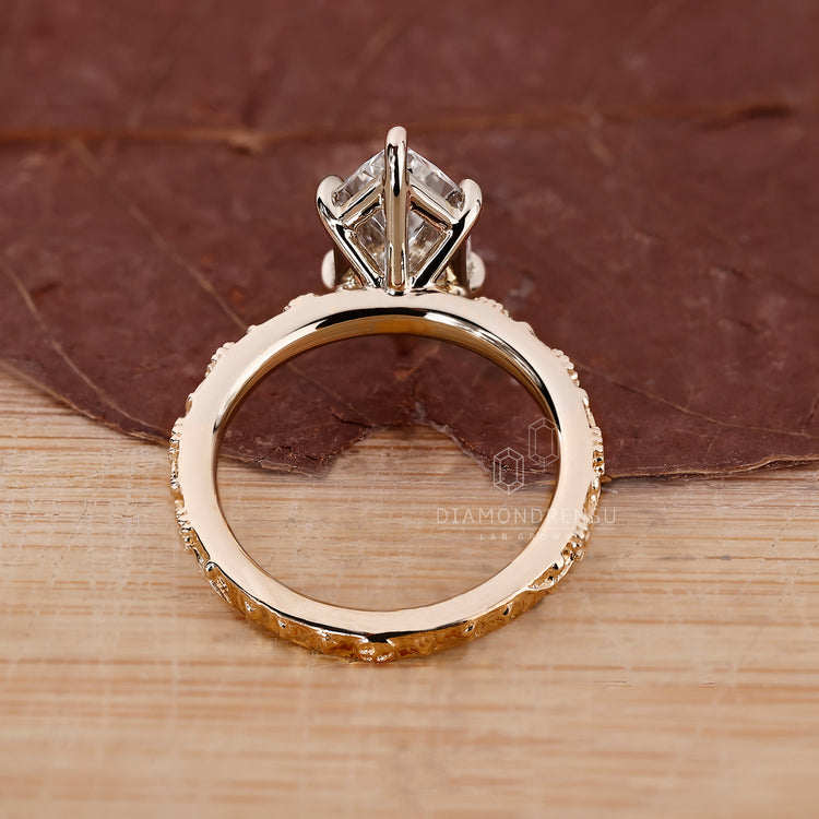 Dutch marquise diamond ring with nature inspired detailing.