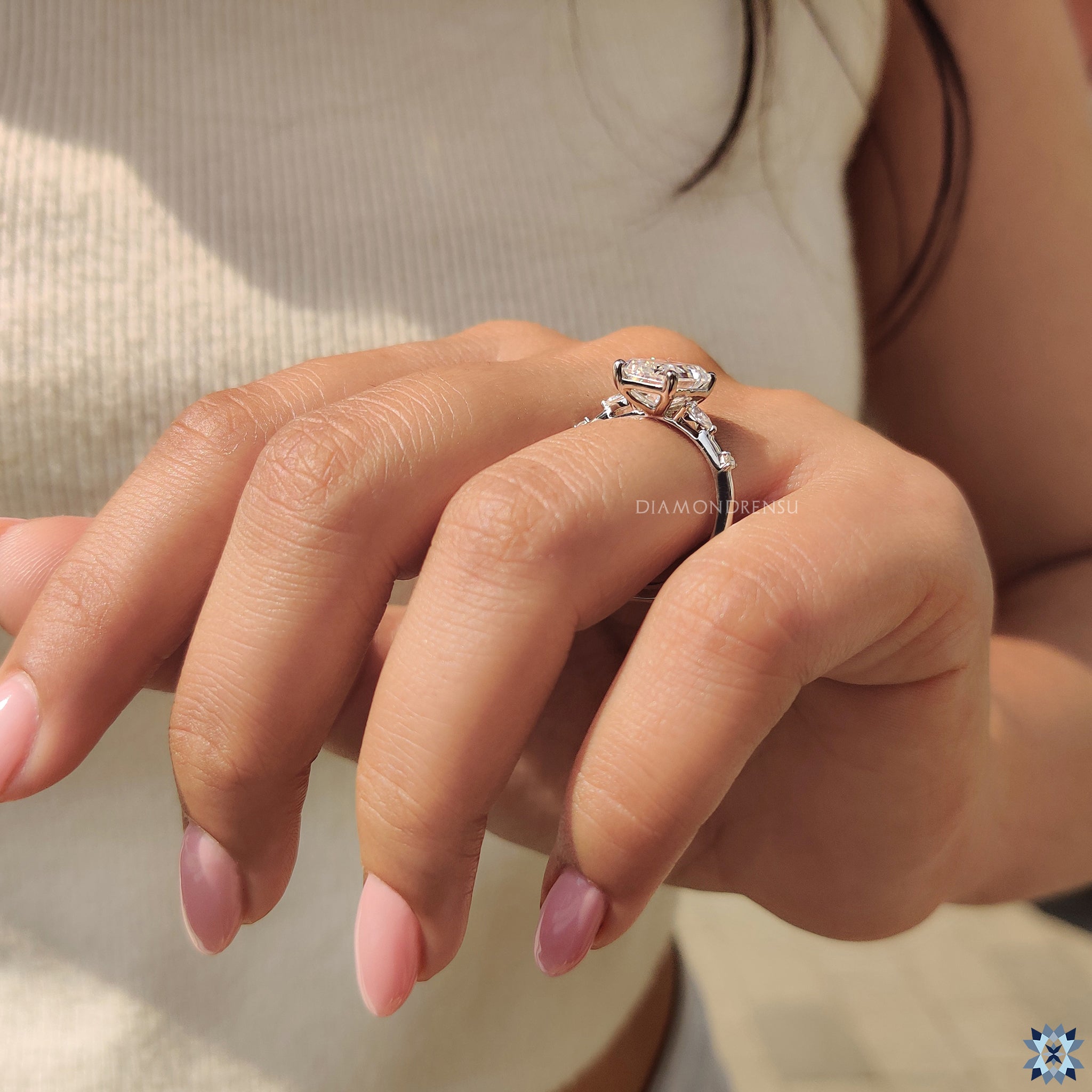 Custom engagement ring with round moissanite ring
