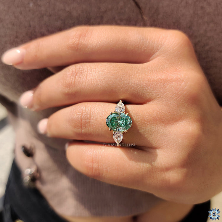 Three stone ring in moissanite ring design
