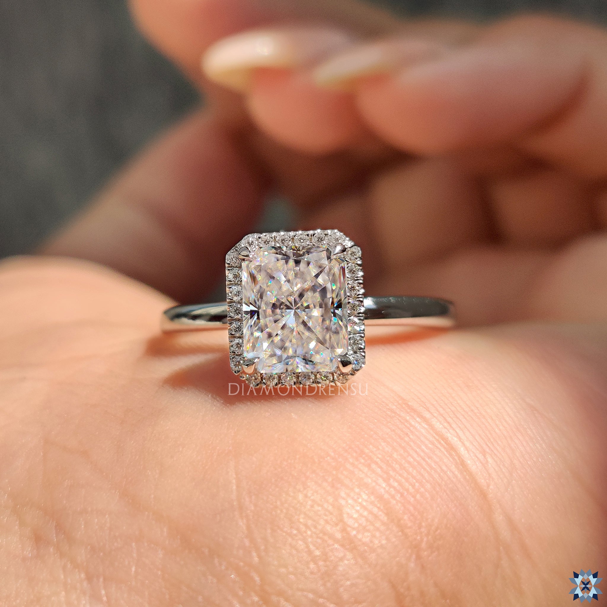 White gold ring in solitaire engagement ring design

