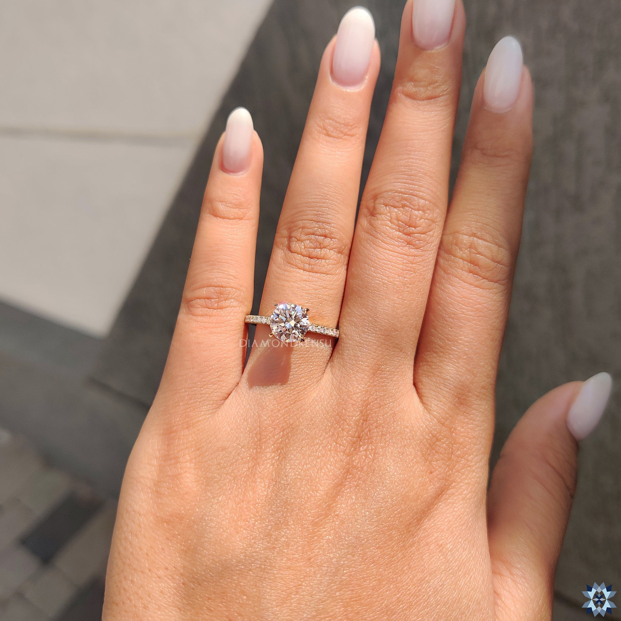 Yellow Gold Ring in 4 claw prong ring style
