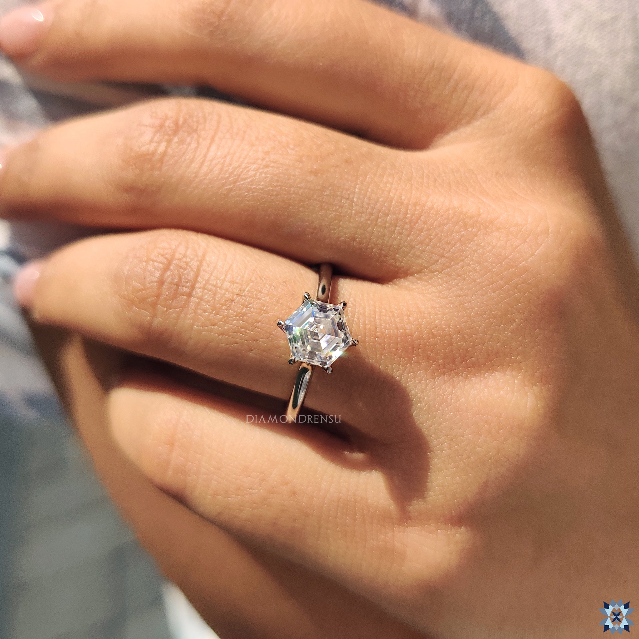 Buy moissanite ring with white gold band and hexagon centre from Diamondrensu UK.
