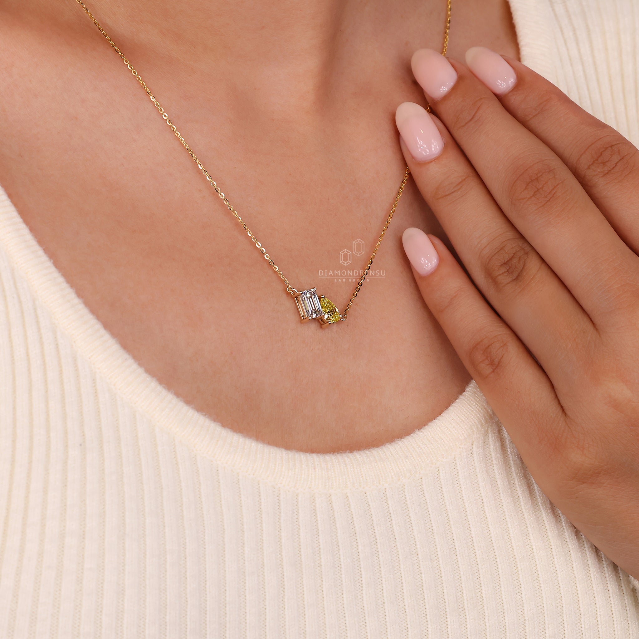 Diamondrensu UK pendant made with 2 stone design and handmade detail.
