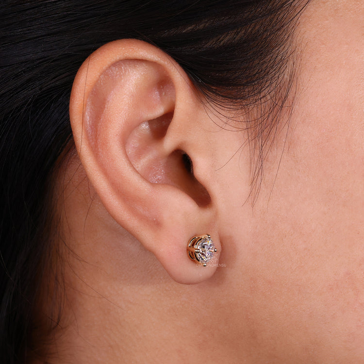 Handmade round stud earrings by Diamondrensu.