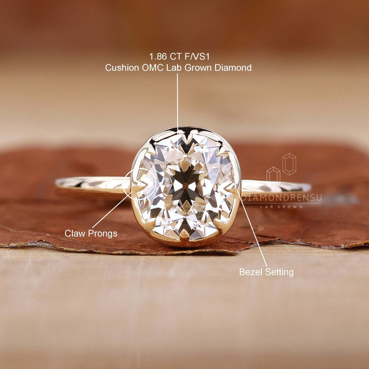 Bezel and prong setting ring for a unique and stylish appeal.