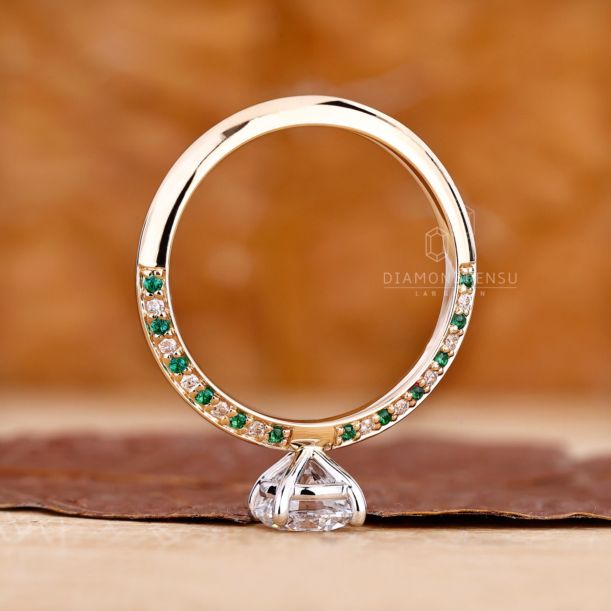 Custom engagement ring in round cut diamond style.
