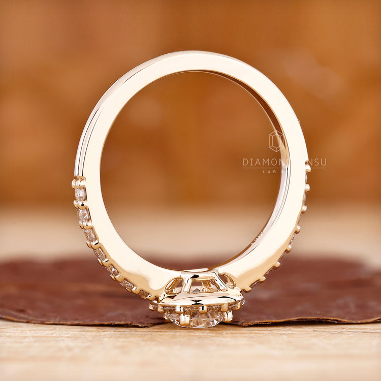IGI certified diamond in diamond halo ring finish.
