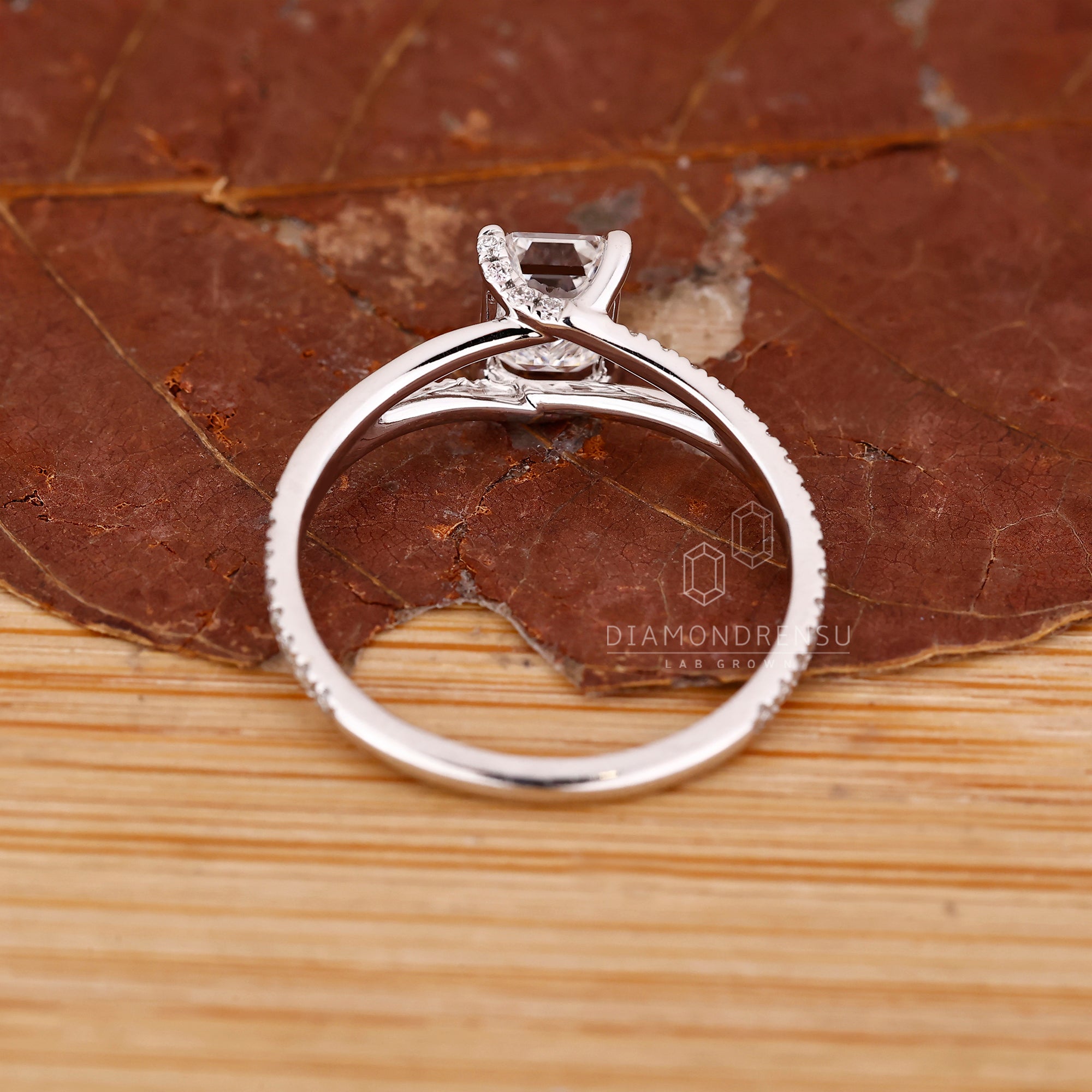 White gold ring with a bright polished surface.
