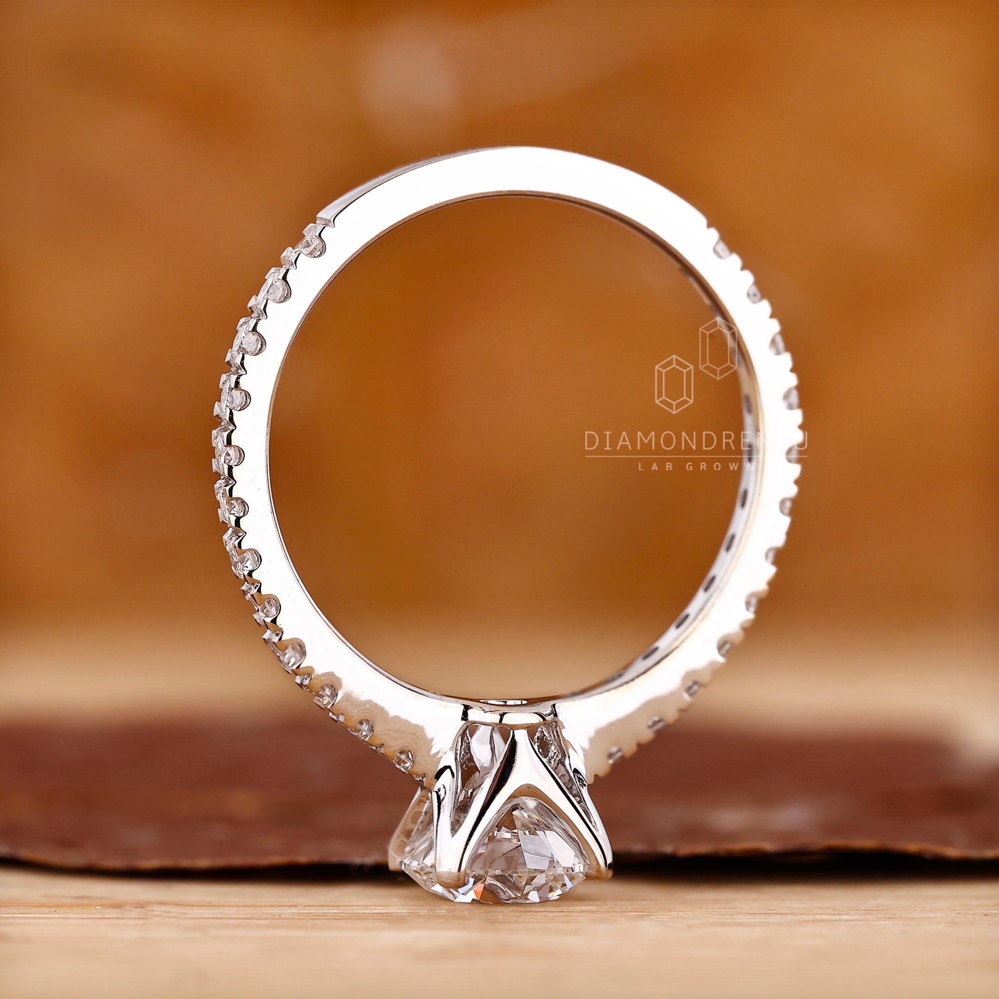 Unique ring crafted in white gold.
