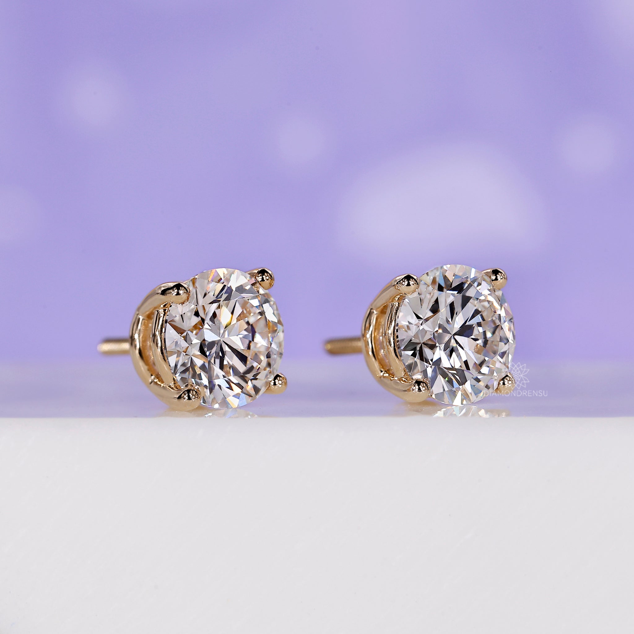 Elegant 4 carat diamond earrings for women.