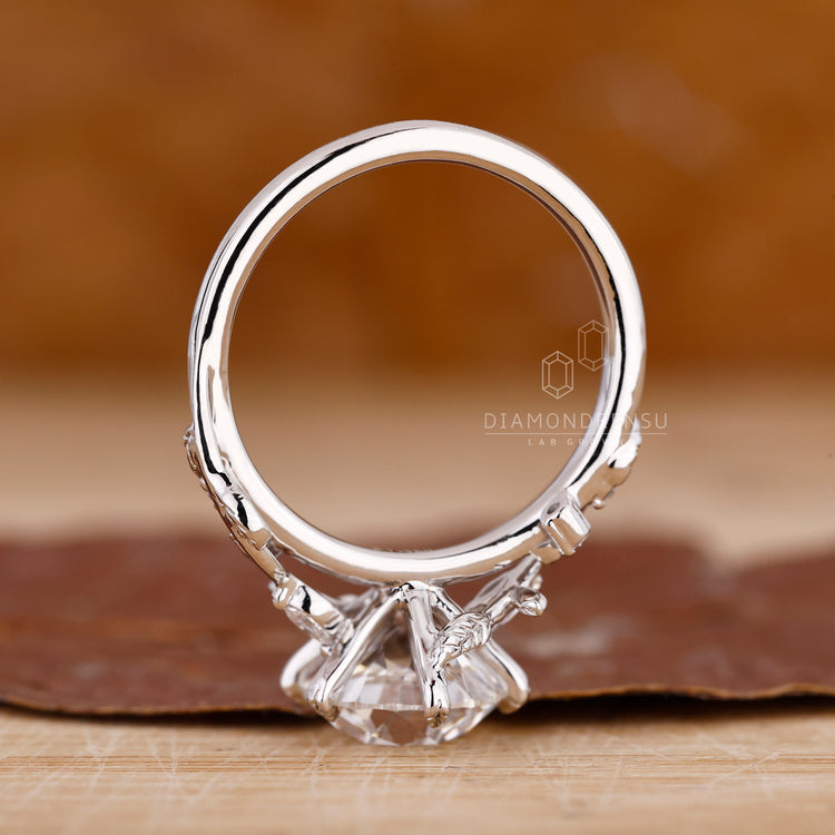 IGI certified lab grown diamond set in a vintage white gold ring.
