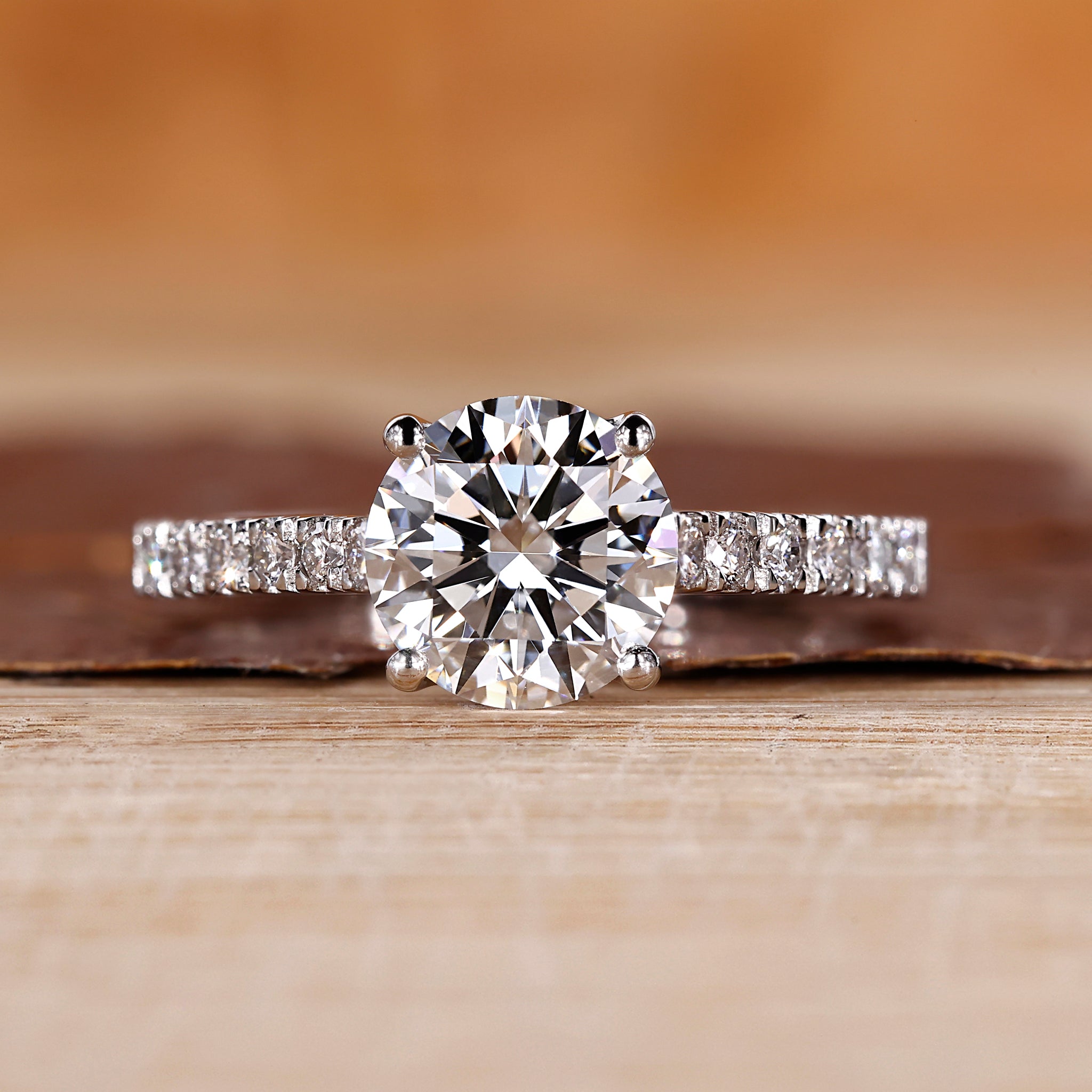 Lab grown round diamond engagement ring in white gold