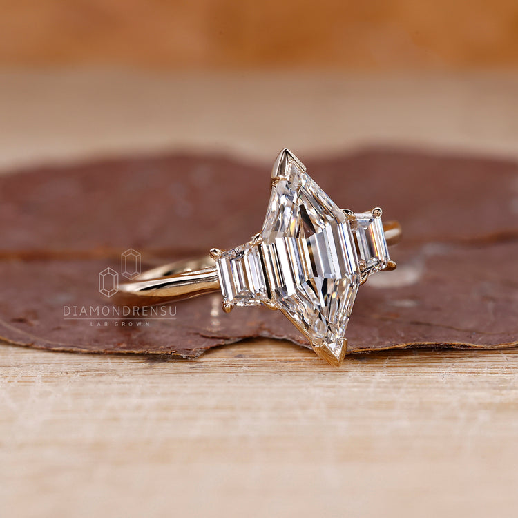 IGI certified diamond placed with prong setting detail.