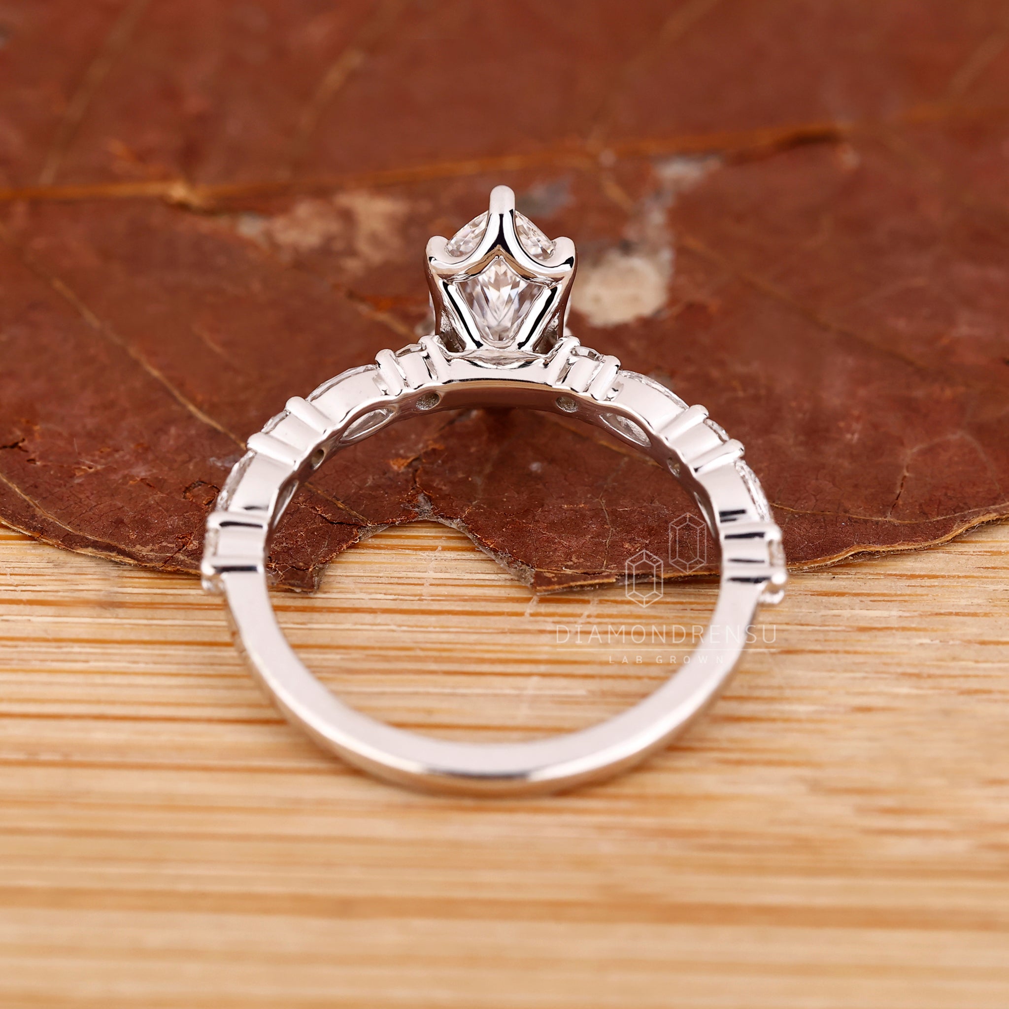 Buy engagement ring in white gold with 6 prong design.
