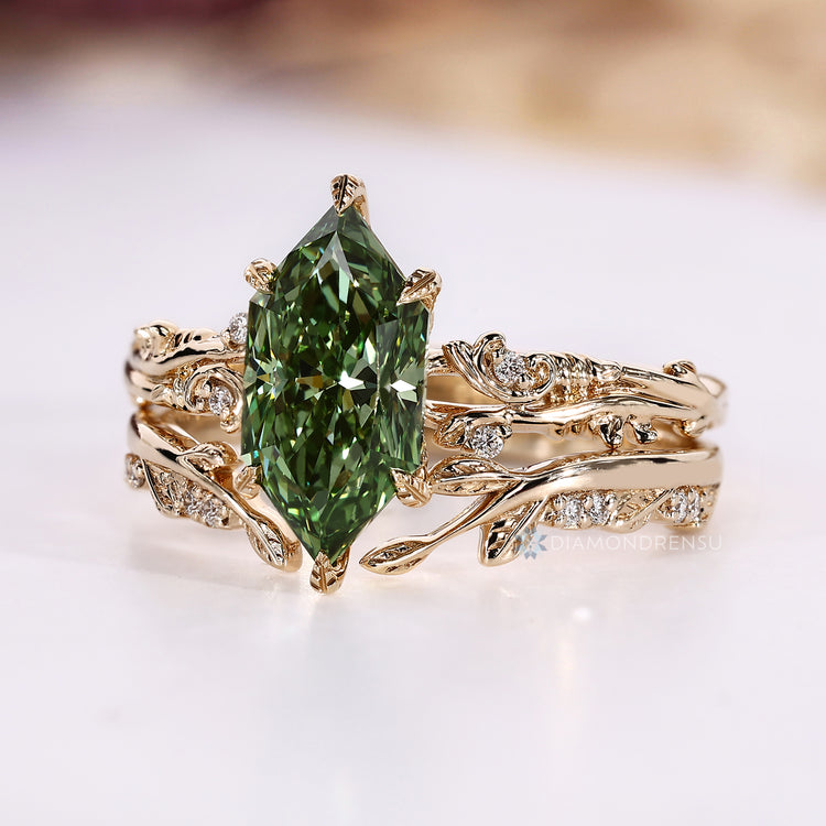 Green Dutch Marquise Diamond Ring And Wedding Band In Split Shank
