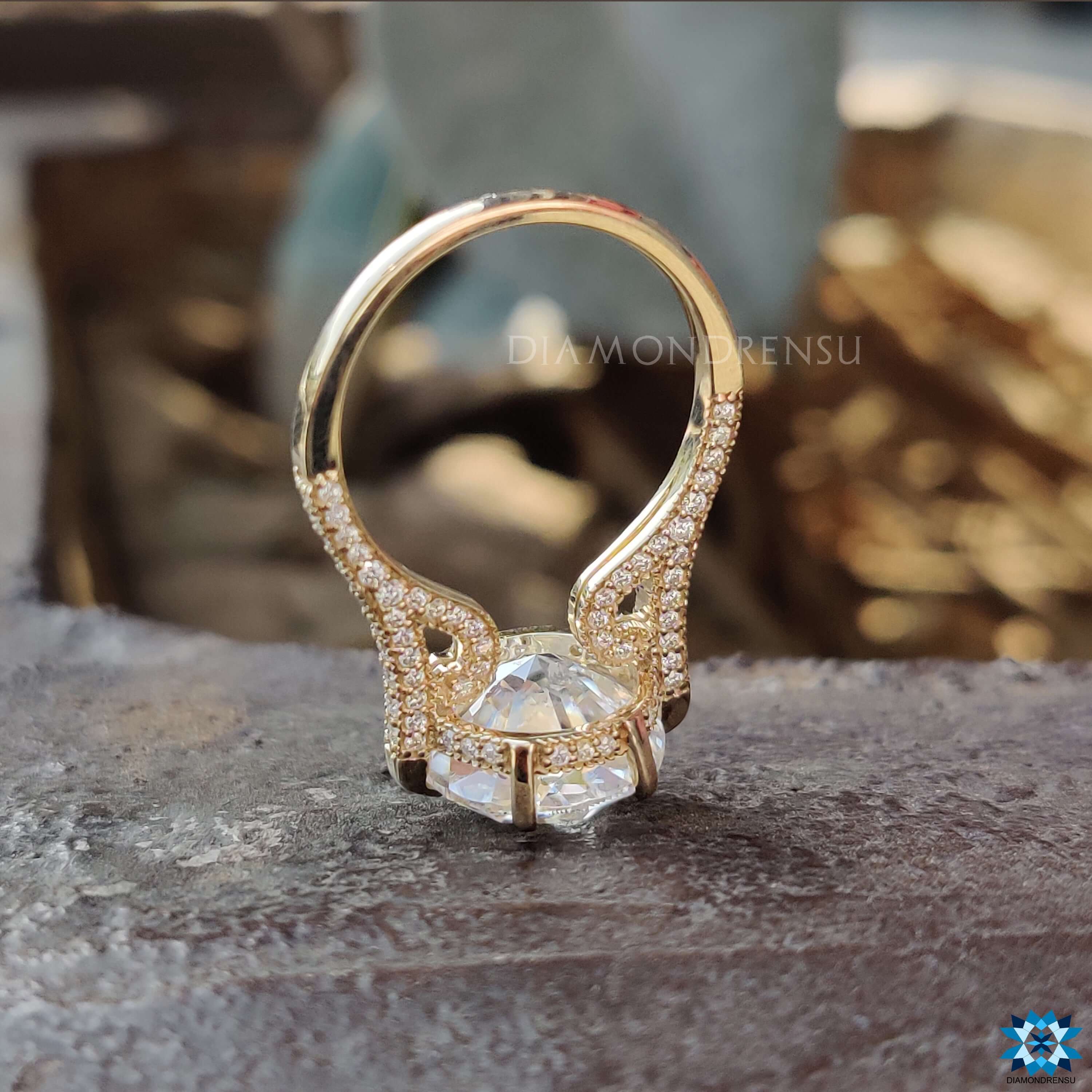 vintage style engagement ring - diamondrensu