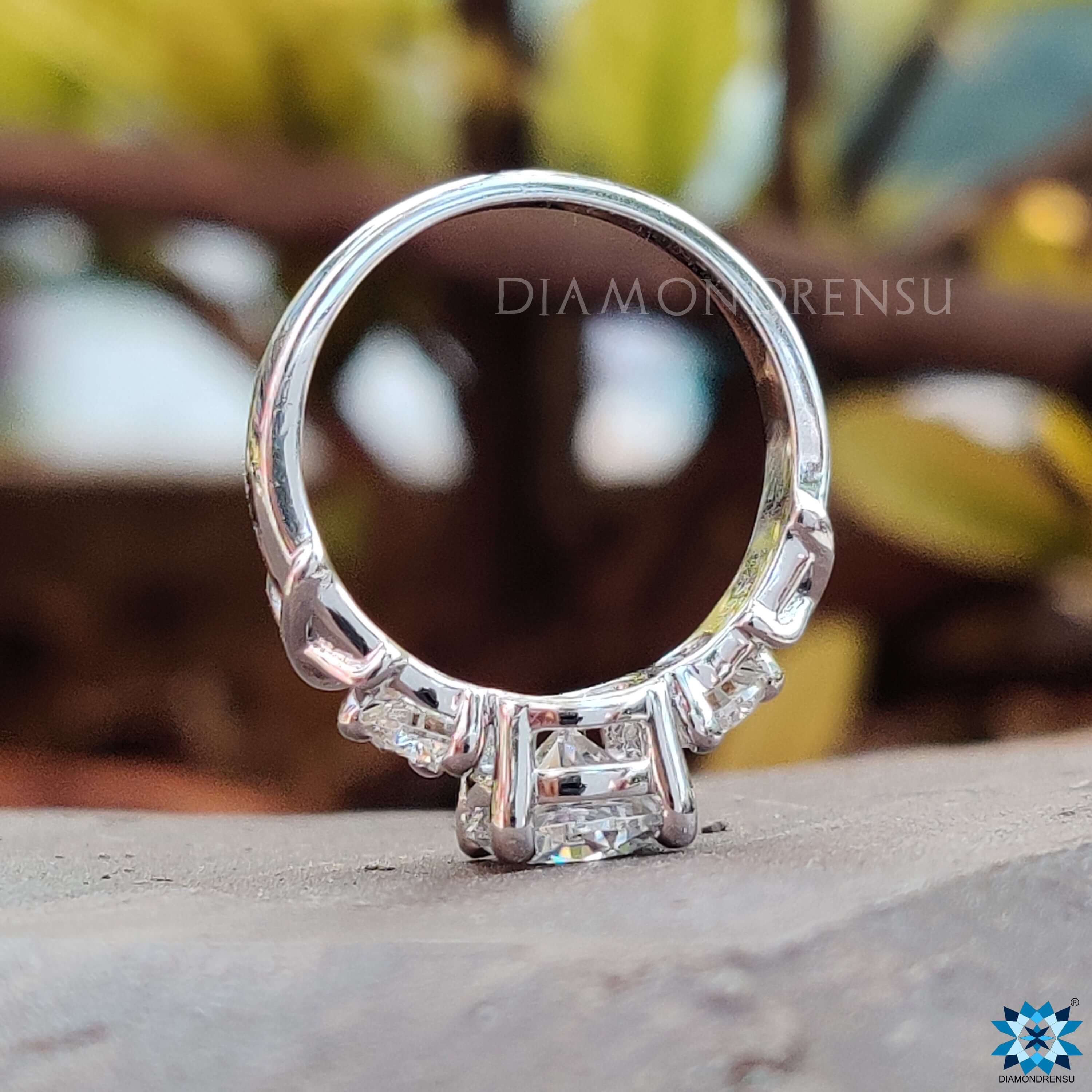 Moissanite for Engagement Ring in Elegant Style.