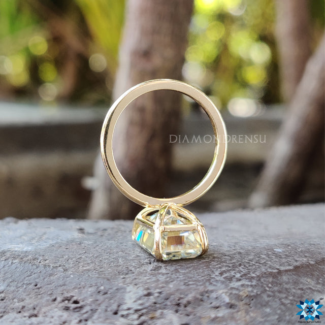 Moissanite ring UK crafted with solitaire layout and handmade finish.
