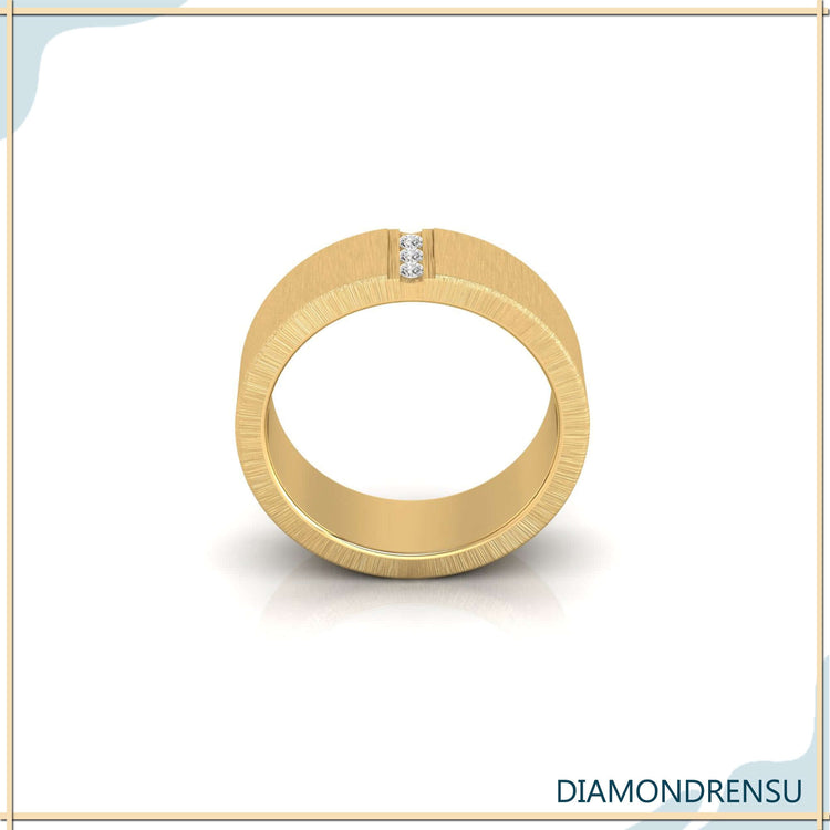 Buy mens wedding ring in rose gold with lab grown diamond men band.
