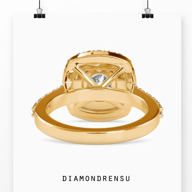 Pave engagement ring with round cut and 4 prong setting.
