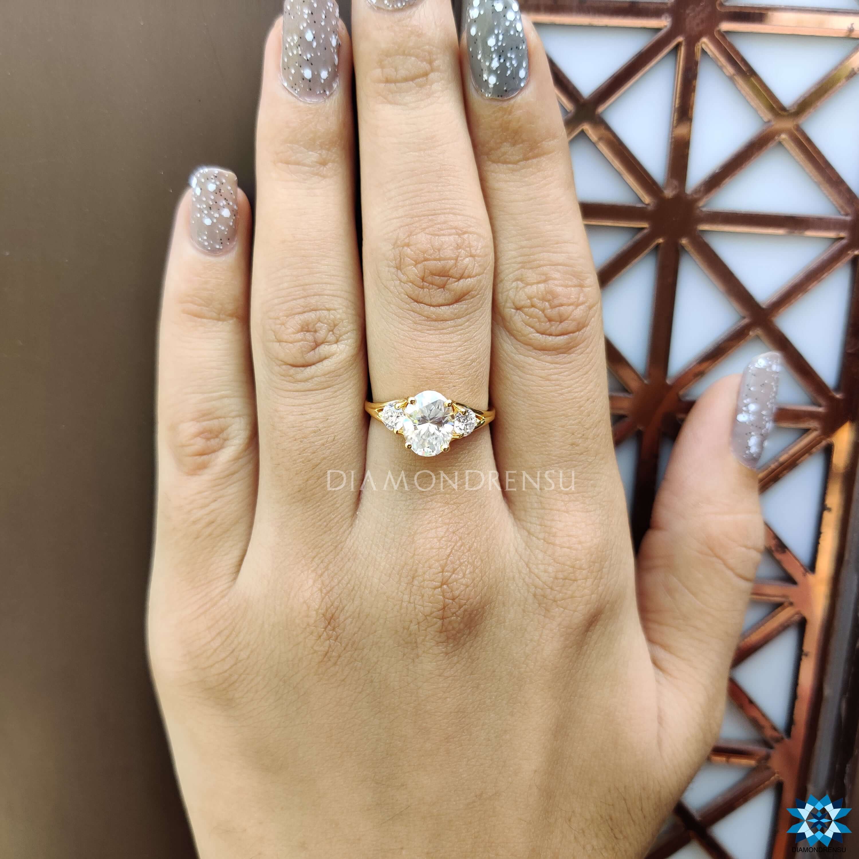 custom engagement rings - diamondrensu