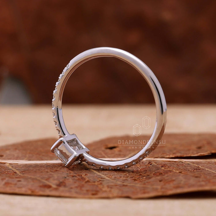 Classic pave emerald cut ring for unforgettable moments.