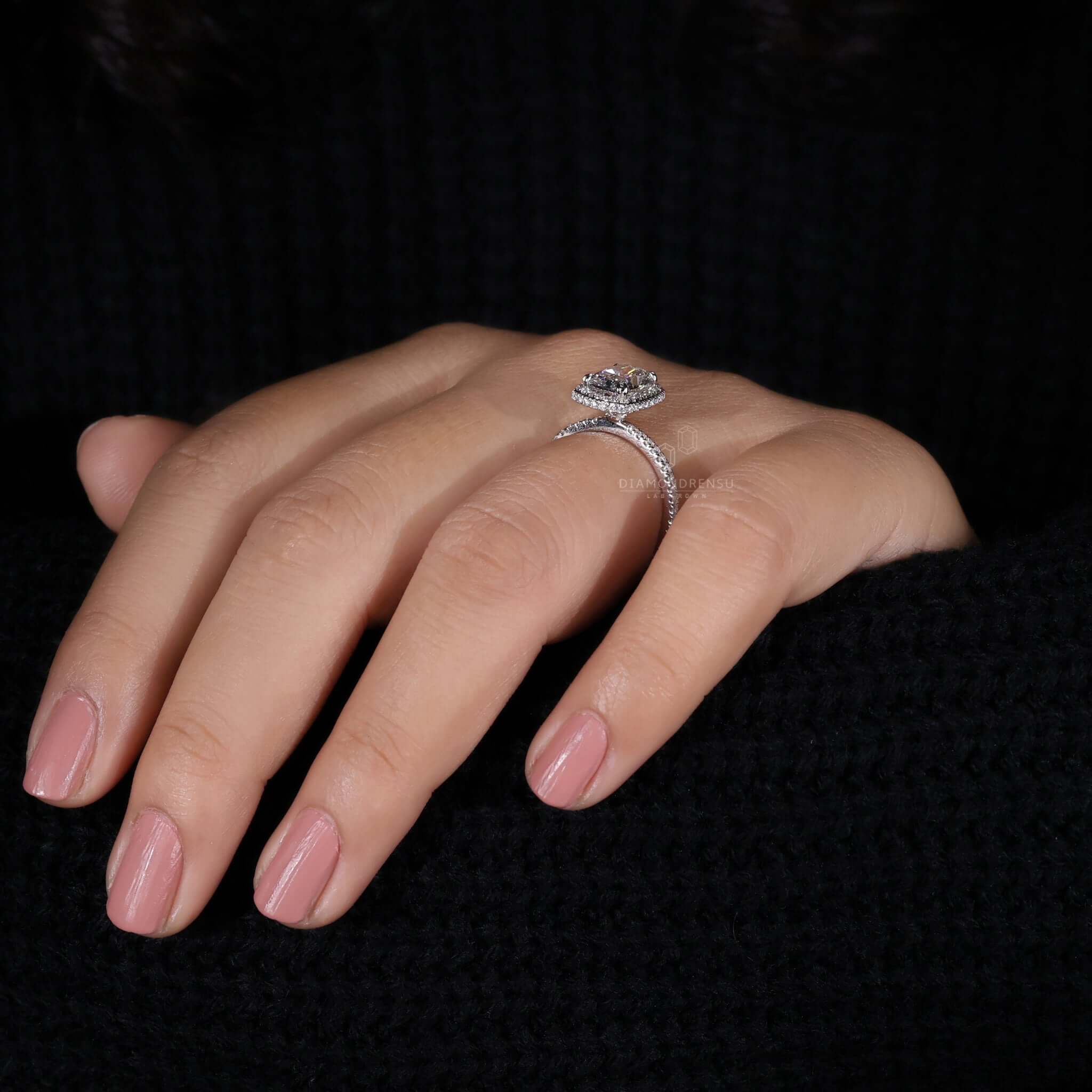 Halo ring setting with pave diamonds in a diamondrensu UK ring for elegant engagement styles.
