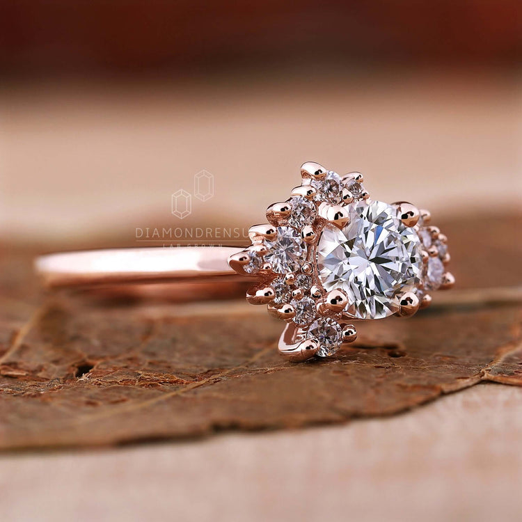Muse engagement ring with exquisite detail and charm.