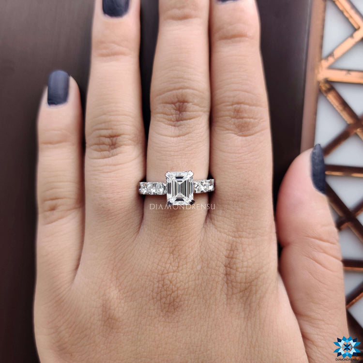 Pave setting ring with round cut stones.
