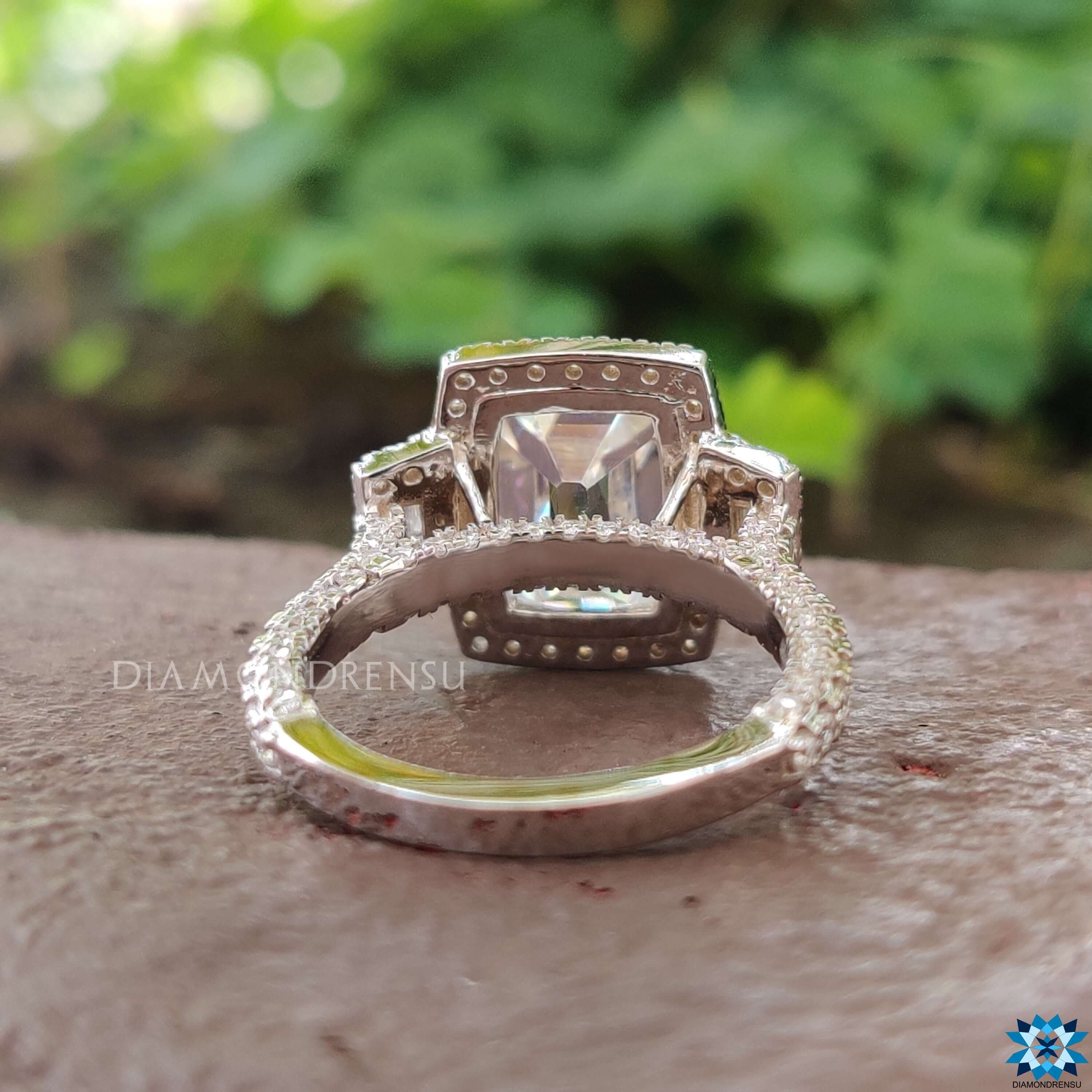 custom engagement rings - diamondrensu