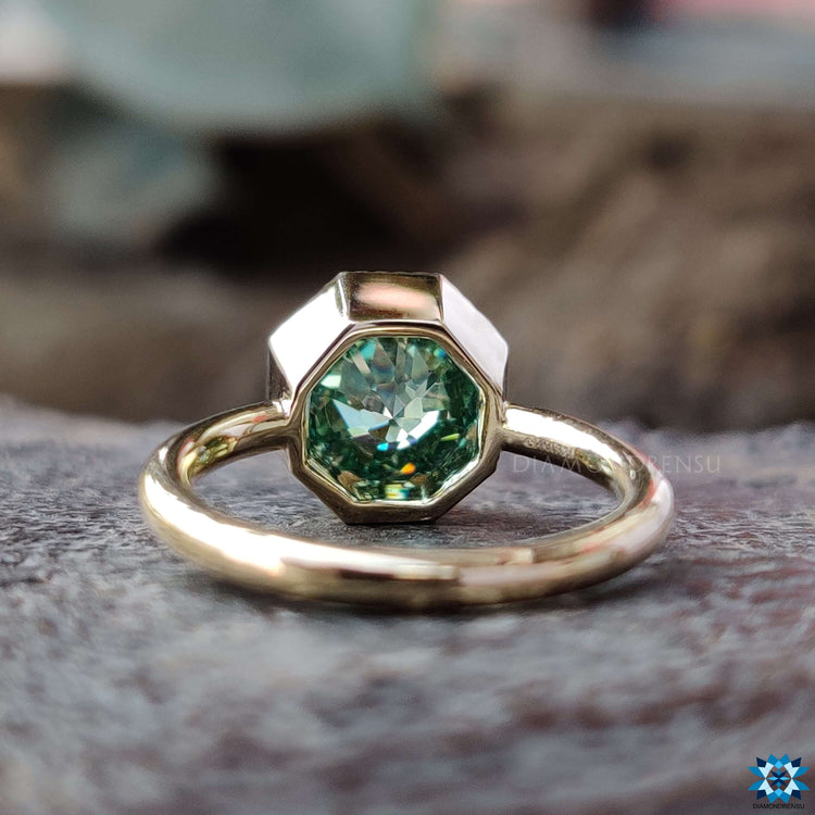 Custom engagement ring featuring Jubilee cut moissanite.
