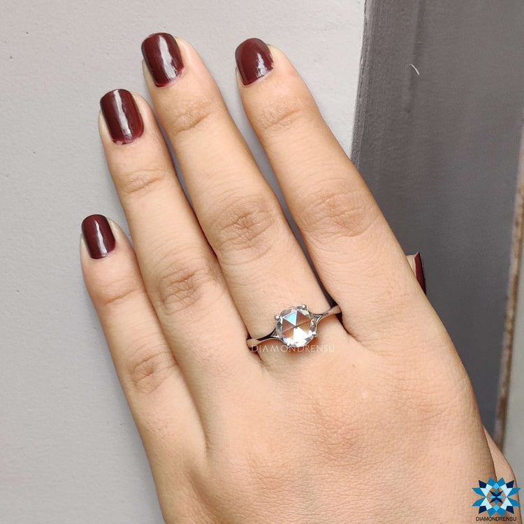 moissanite wedding rings
