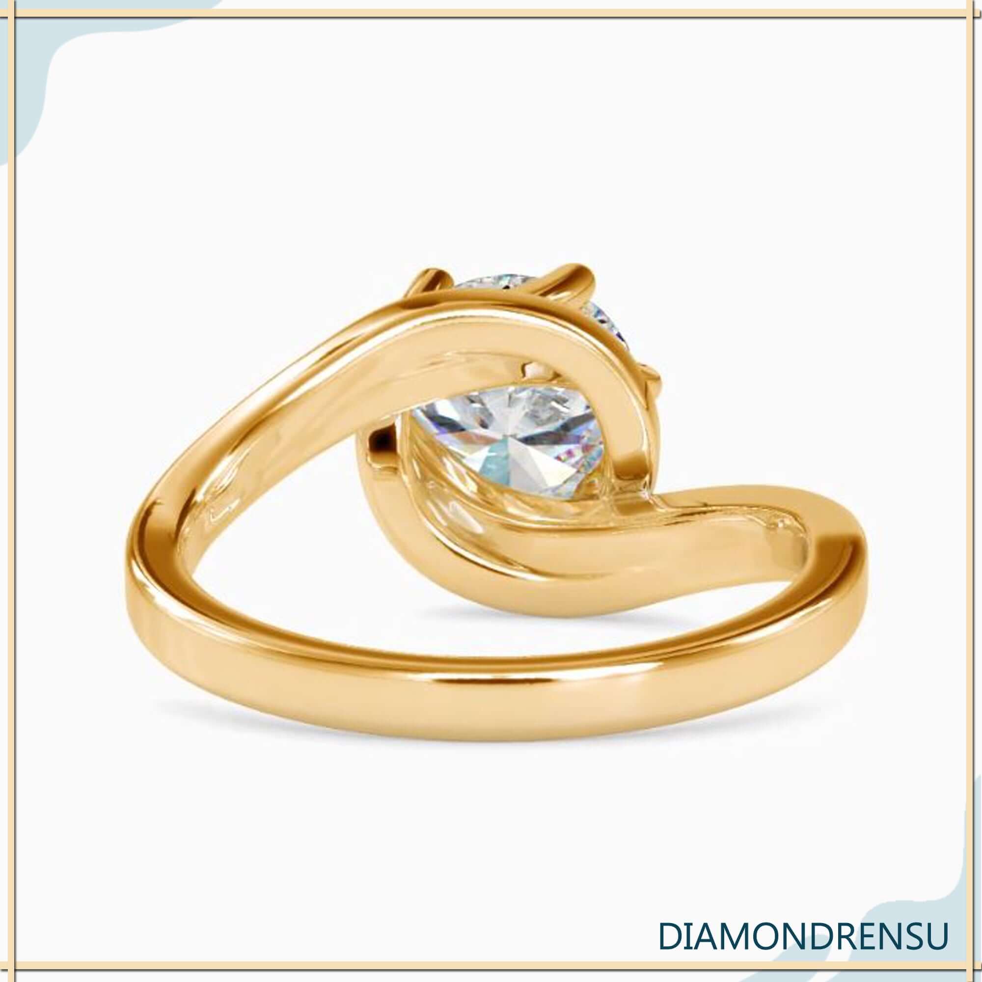 Unique diamond circle ring featuring a bypass setting for modern elegance.