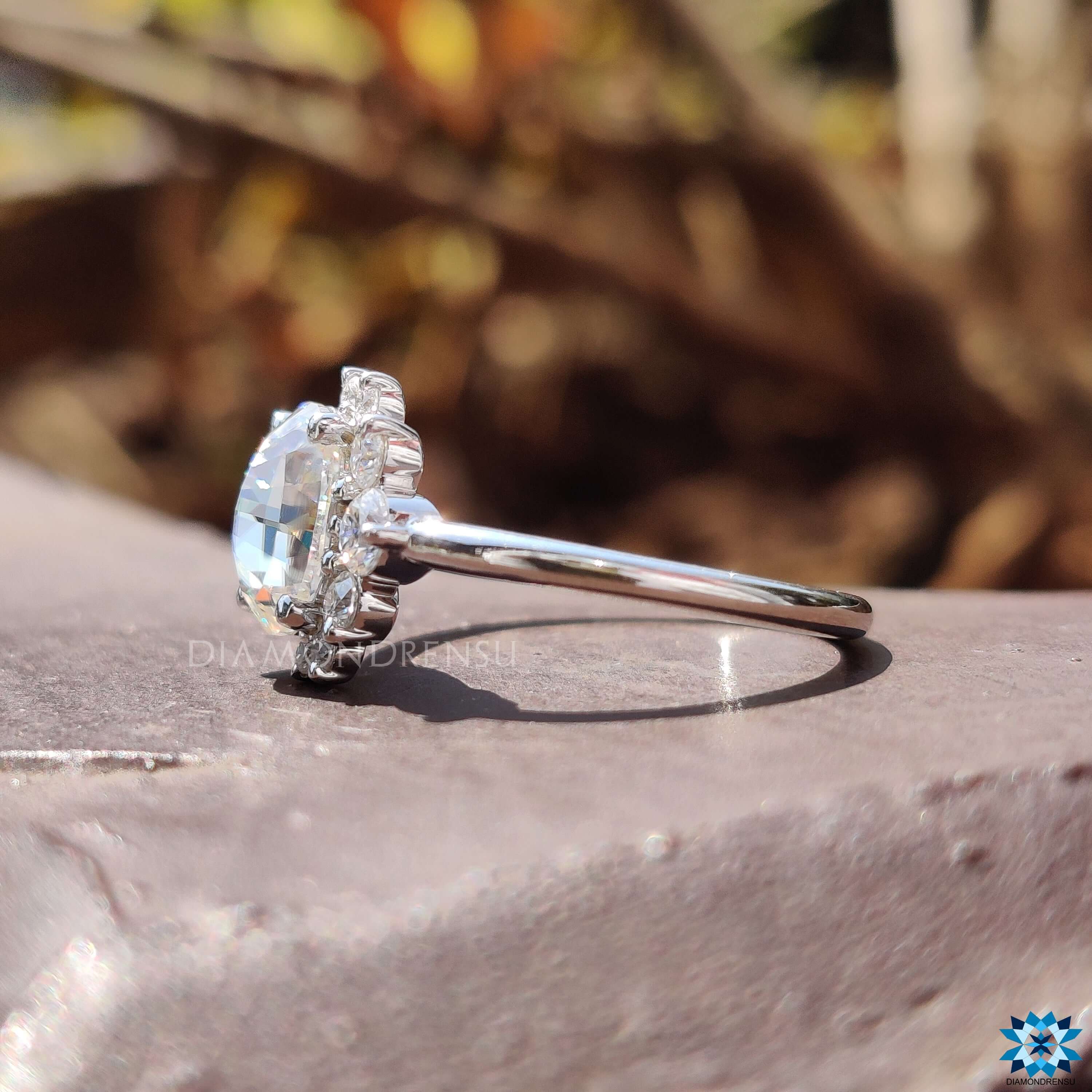 vintage moissanite engagement ring - diamondrensu