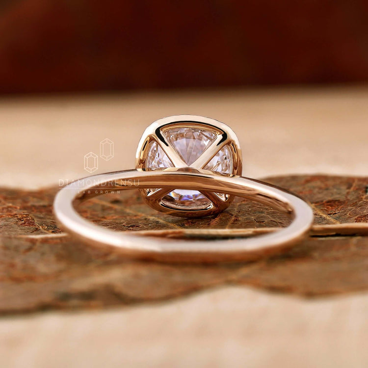 Round cut diamond ring with lab grown diamond, ideal for eco-conscious buyers.