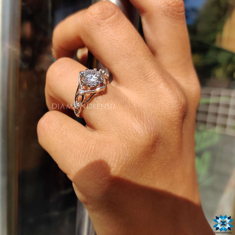Buy designer moissanite engagement ring online.
